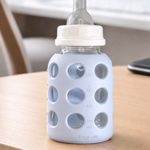 chicco baby feeding bottle with protective cover