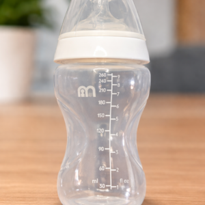 chicco baby feeding bottle with protective cover