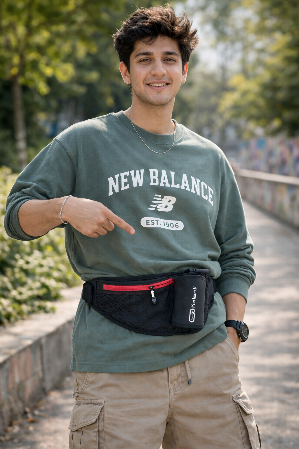 kalenji running waist belt with bottle holder – black & red kalenji running waist belt with bottle holder – black & red